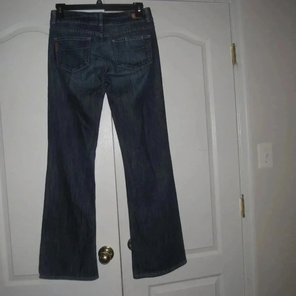 PAIGE Hidden Hills Medium Wash Jeans Size 30 (inseam: 33") - Picture 4 of 7